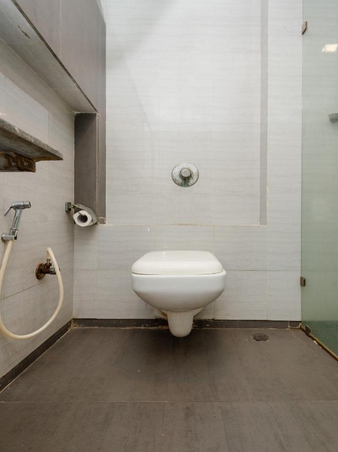 Hotel Aura - Near Malad Link Road Gorai Exterior photo
